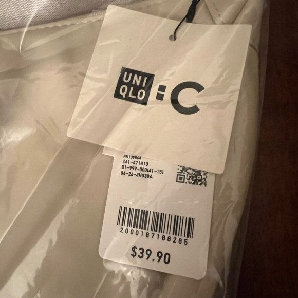 UNIQLO Faux Leather Round Shoulder Bag Off-White Half Moon Dumpling Purse - Picture 6 of 6